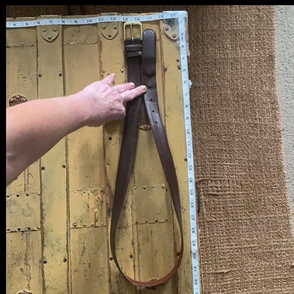 MENS VINTAGE COACH 100% LEATHER BELT BROWN VINTAGE GOLD HARDWARE MENS 38 WAIST - Picture 2 of 11